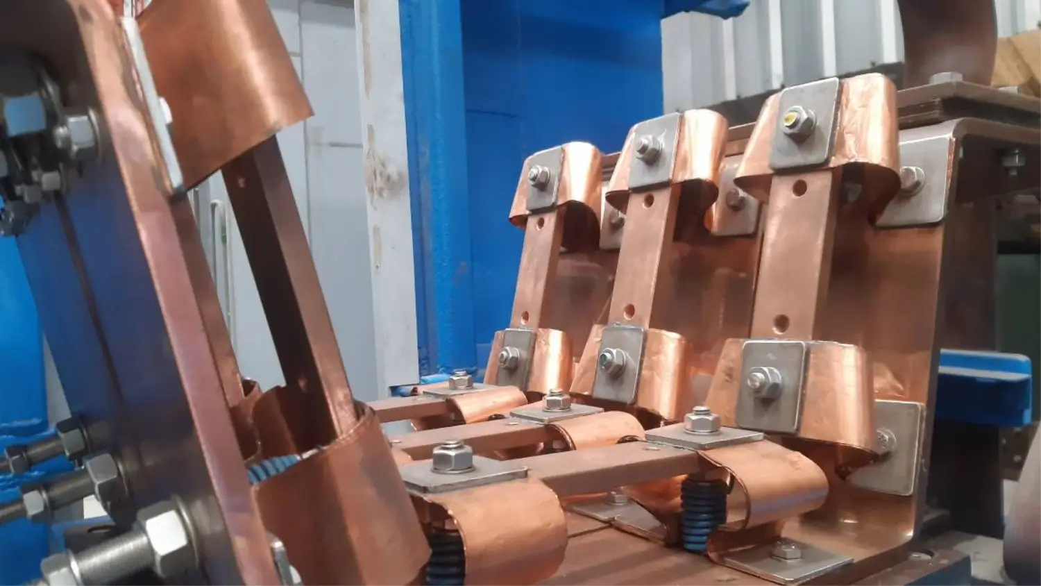 Carbon Brush for Current Collector Copper Conductive Slider Used for Trolley Conductor